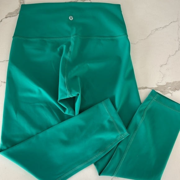 Lululemon Wunder Under Leggings High Rise Tight size 8 Cropped Inseam 23” Green - Picture 5 of 10
